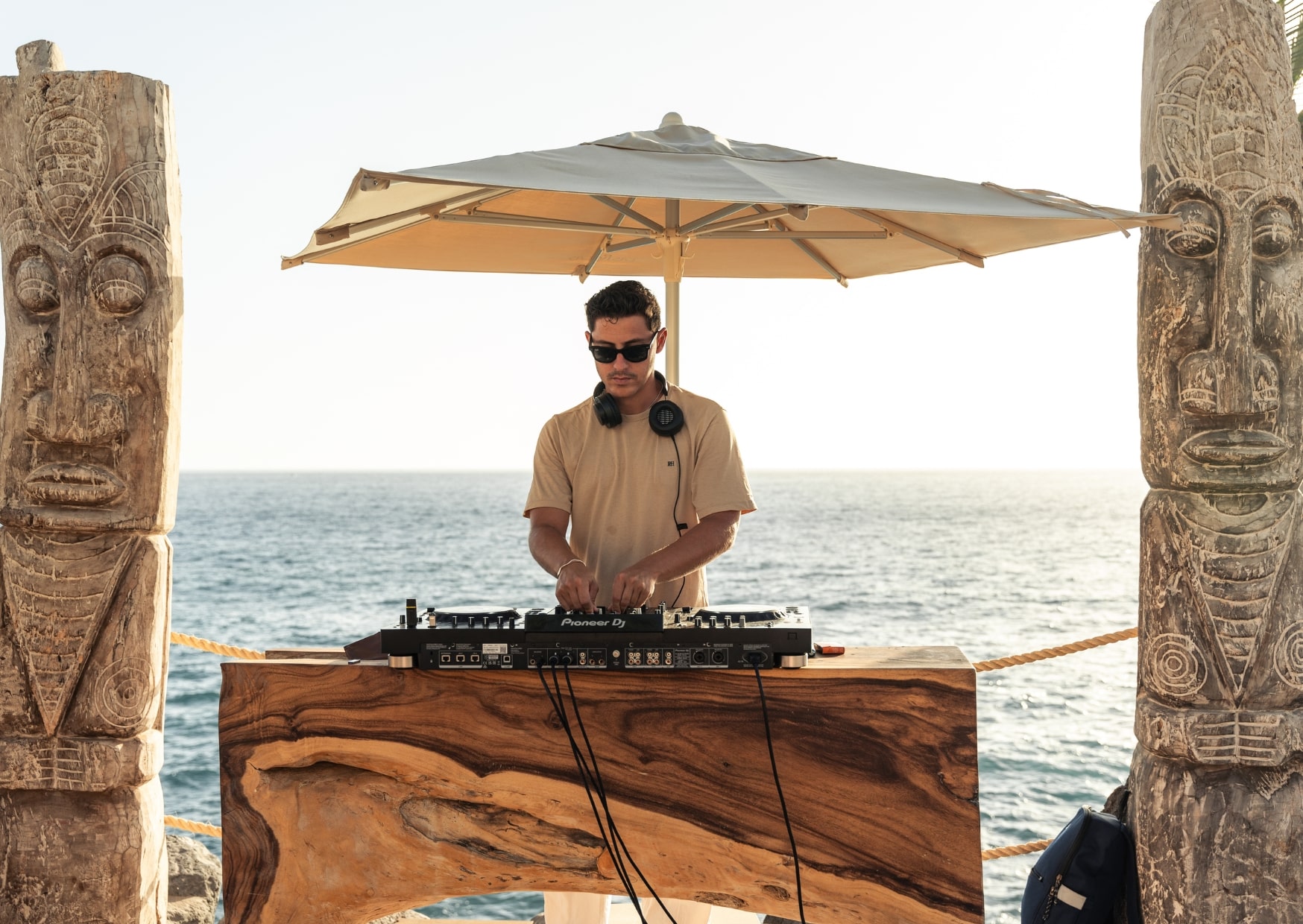 LAS ROCAS BEACH CLUB eventos musicales-min